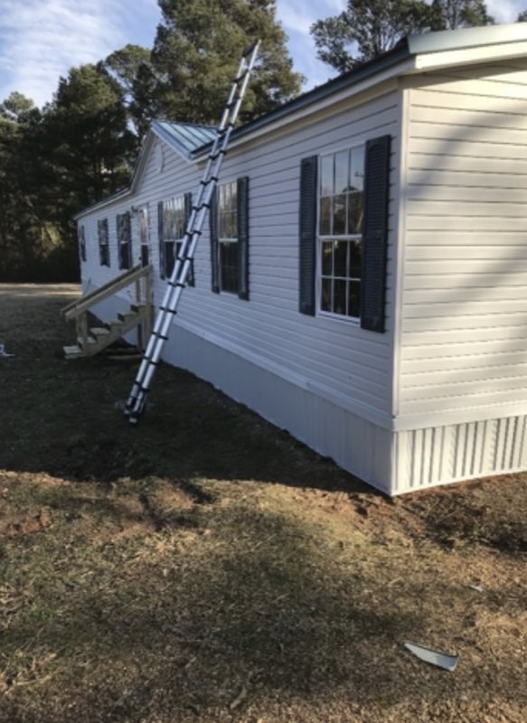 Chris' handyman services roofing work photo